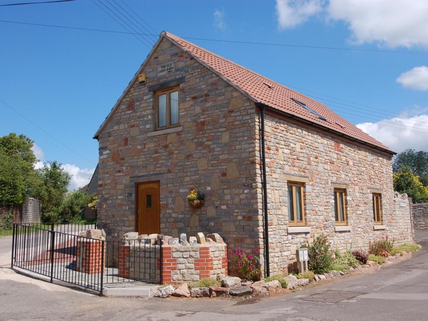 The Old Cider Barn Villa Wells Exteriör bild